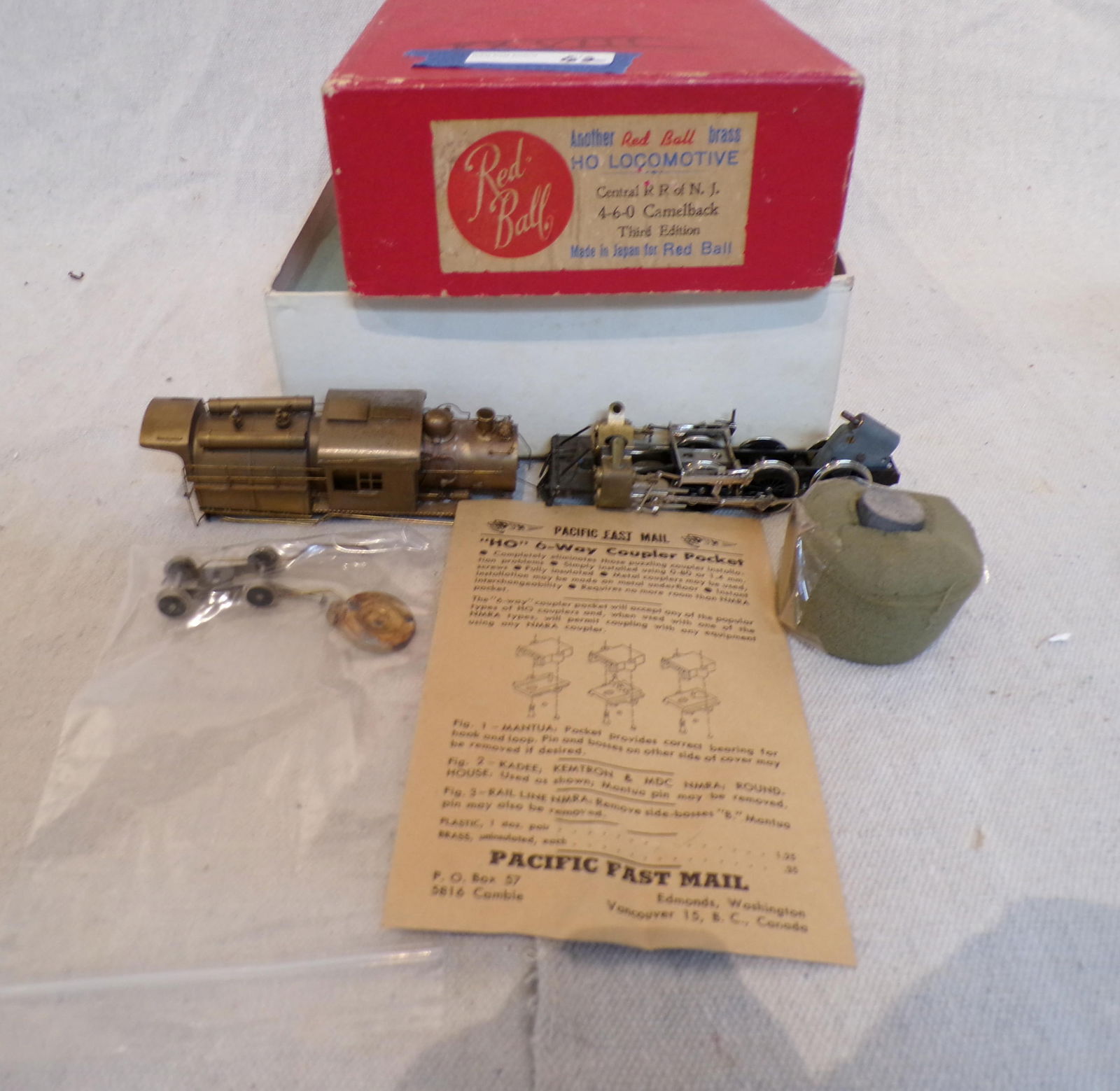 RED BALL "HO" LOCOMOTIVE BRASS CENTRAL RR OF NJ, (1 of 3)