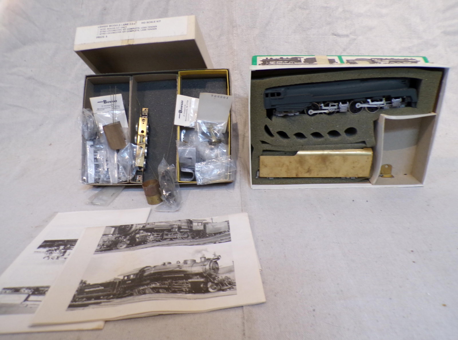 2 LOCOMOTIVE KITS, COMPLETE? SELLING AS PARTS: ONLY