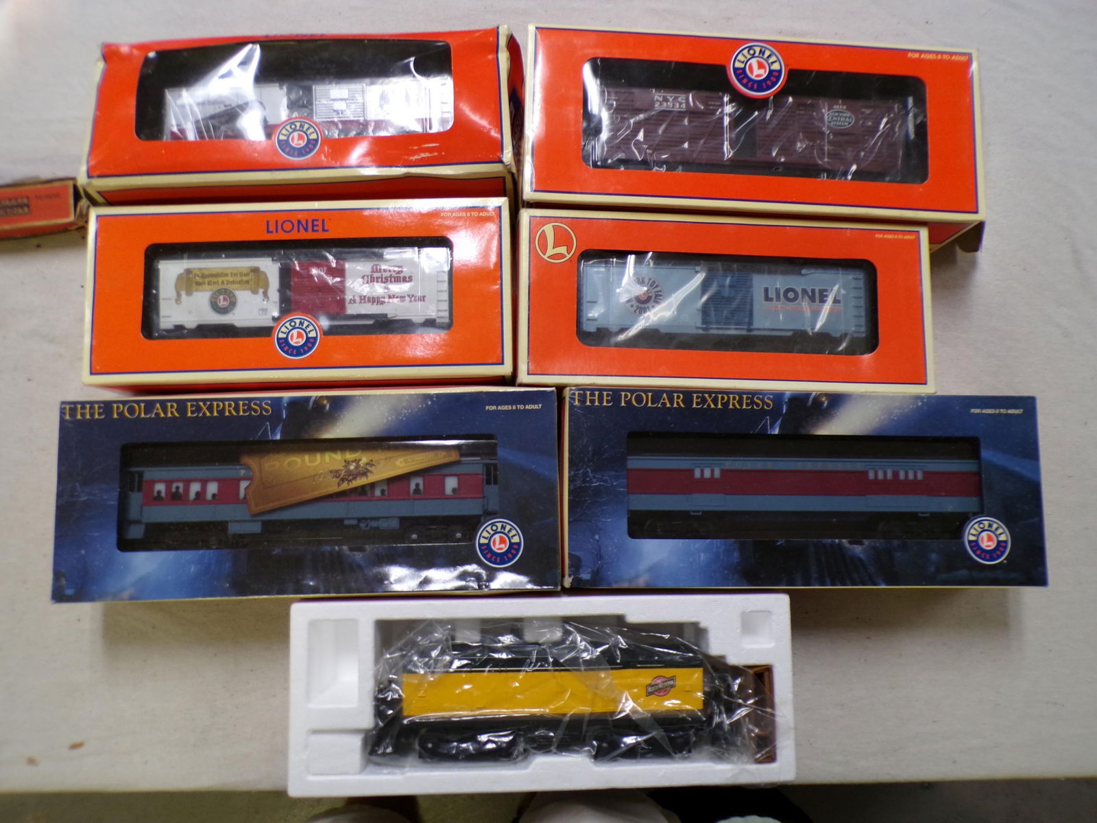 LOT "O" SCALE LIONEL ROLLING STOCK TO INCLUDE (1 of 7)