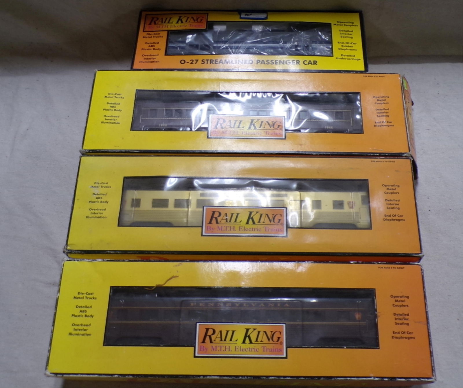 RAIL KING MTH "O" GAUGE ROLLING STOCK (1 of 3)