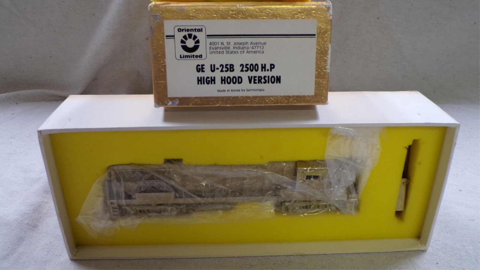 ORIENTAL LIMITED BRASS "HO" GE U-25B 2500 H.P. (1 of 3)