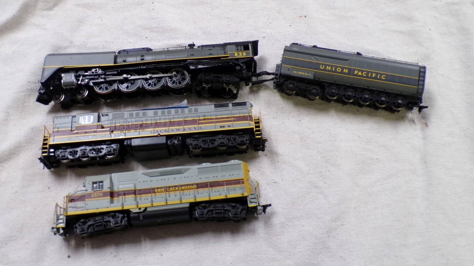 MISC. "HO" LOCOMOTIVES (1 of 3)