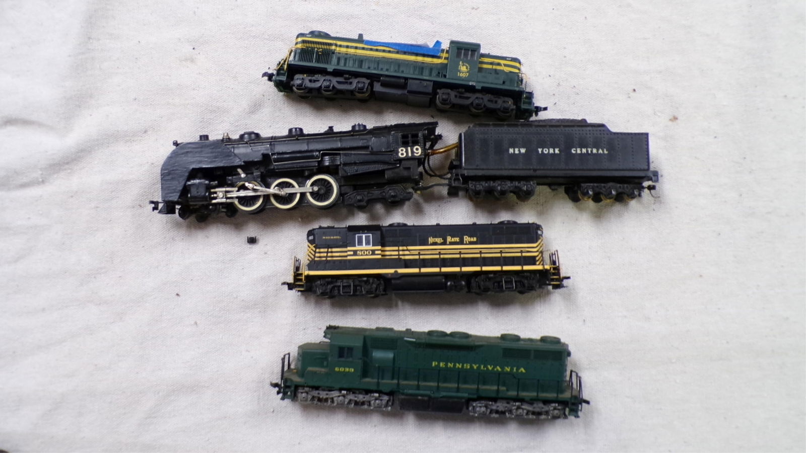 MISC. "HO" LOCOMOTIVES (1 of 3)