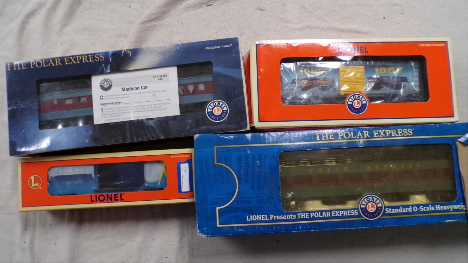 LOT 4 LIONEL ROLLING STOCK "O" SCALE (1 of 3)