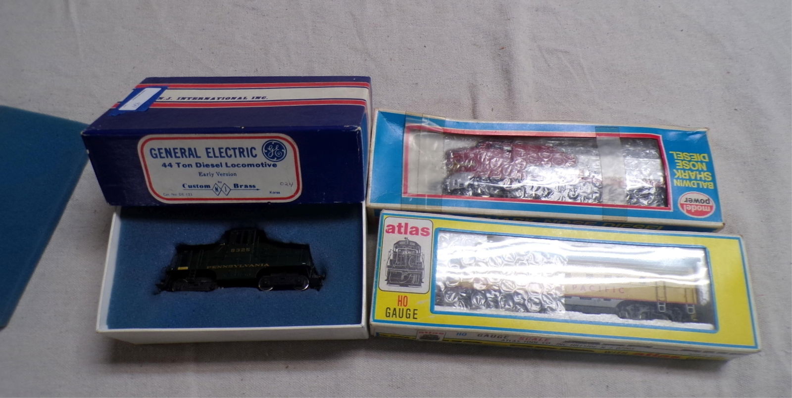 "HO" LOT GENERAL ELECTRIC EARLY VERSION 44 TON (1 of 4)