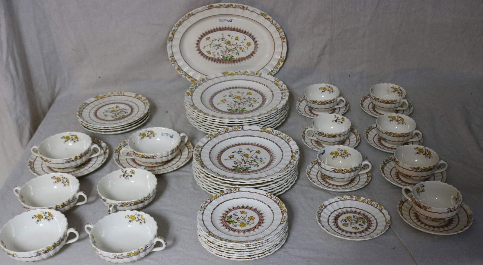 52 PC. COPELAND SPODE DINNER SET, BUTTERCUP (1 of 3)