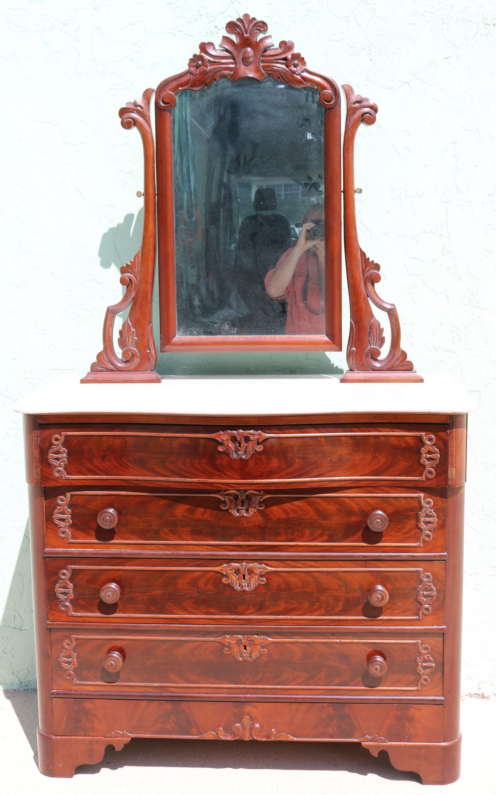 EARLY VICTORIAN WALNUT & MAHOGANY VENEER MARBLE (1 of 1)