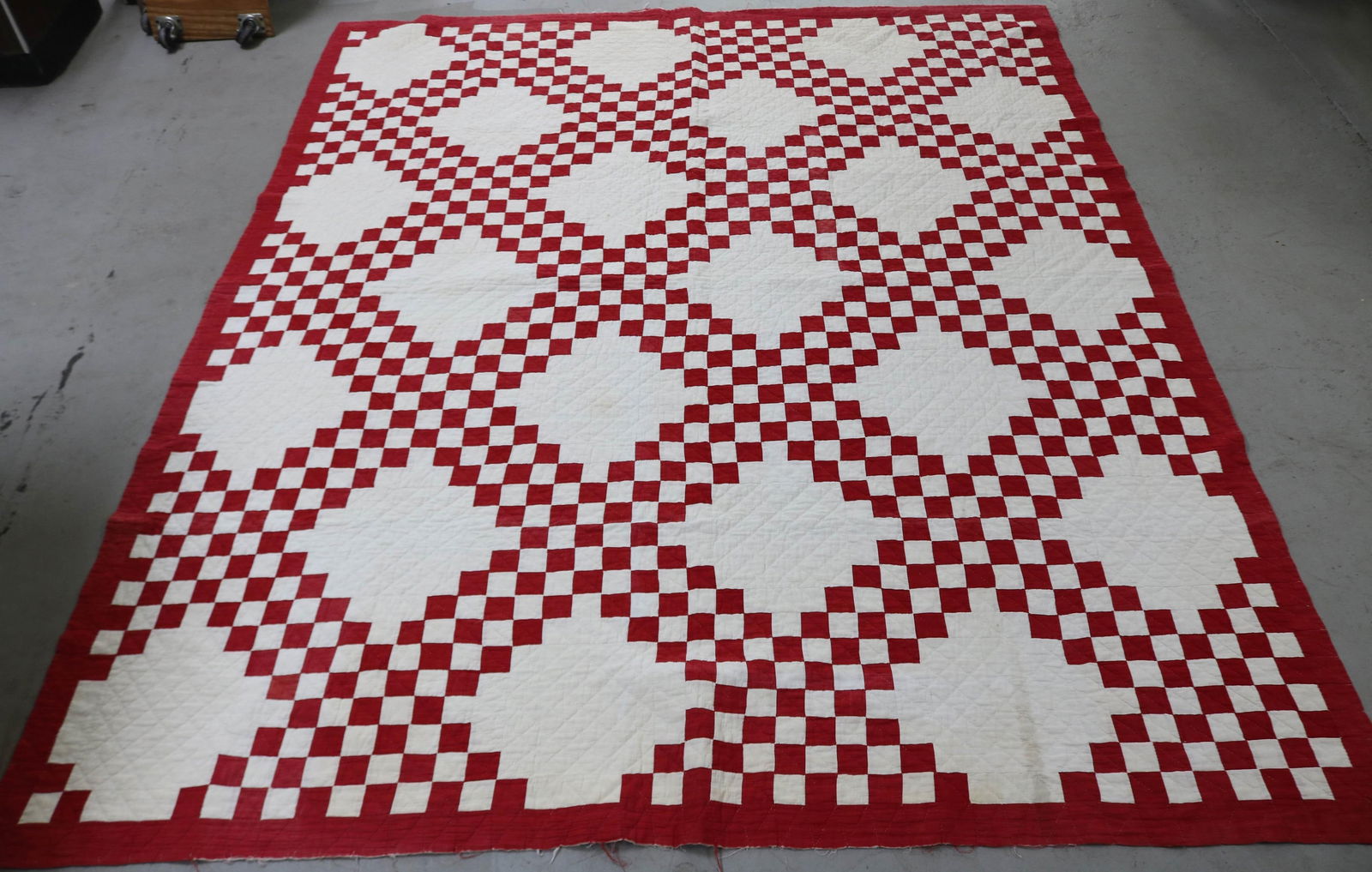 HANDMADE QUILT, RED & WHITE TRIPLE IRISH CHAIN C. (1 of 1)