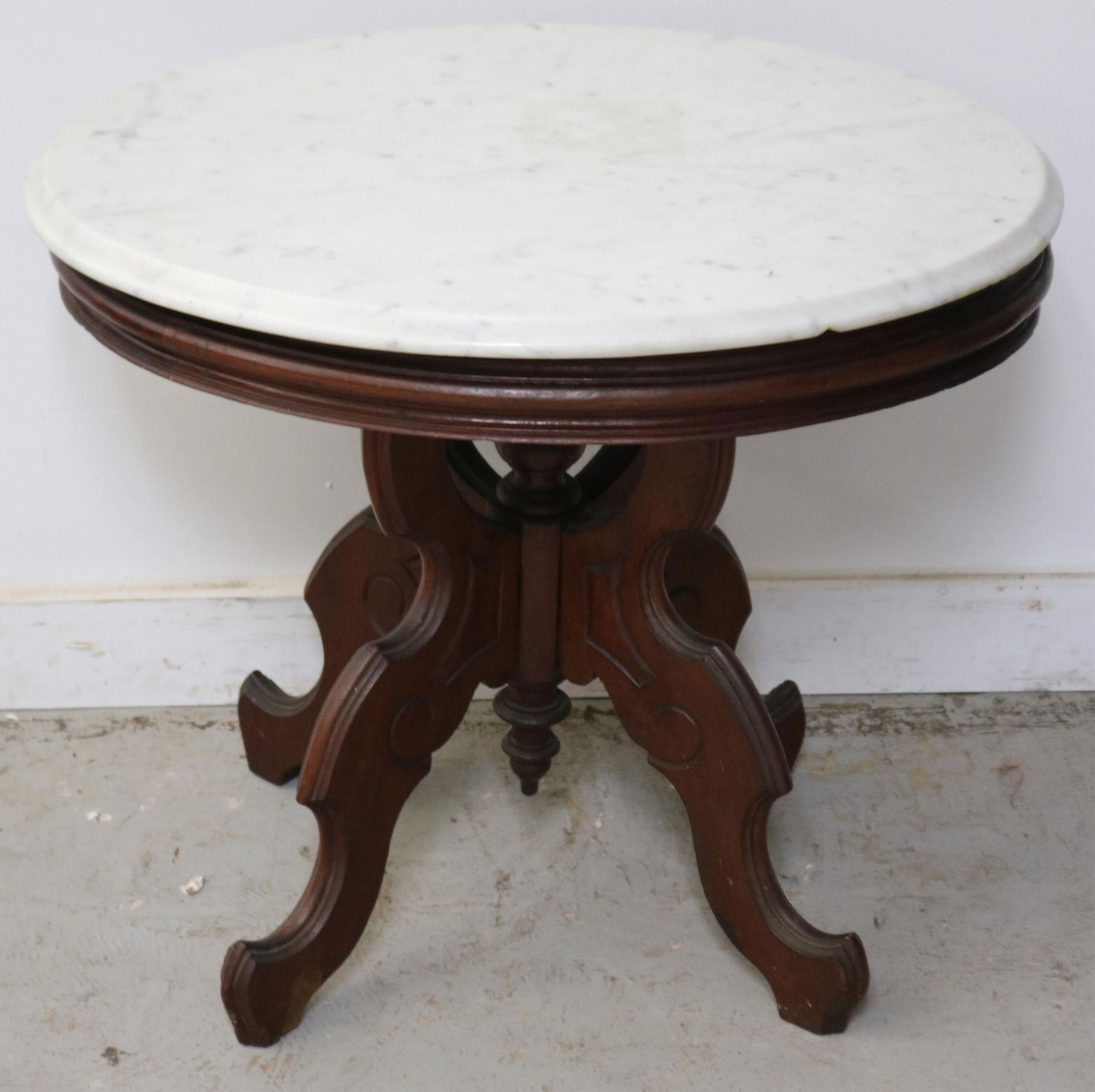 VICTORIAN WALNUT MARBLE TOP COFFEE TABLE, OVAL (1 of 1)
