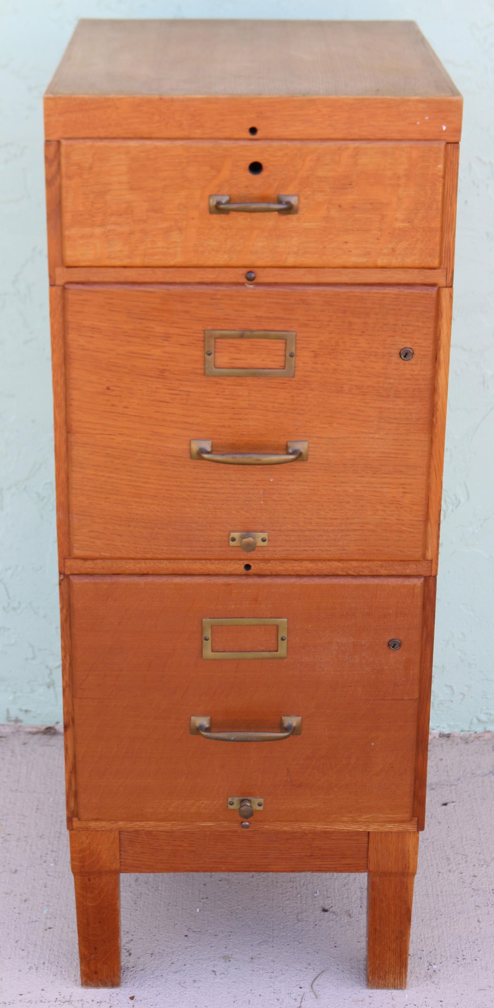 OAK 3 SECTION FILE CABINET, FLAT PANEL SIDES, (1 of 2)