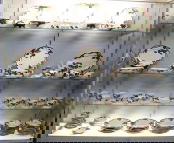 141 PCS. FRANCISCAN APPLE, 16 CUPS & SAUCERS,