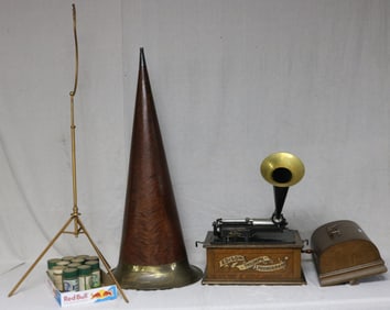 EDISON TRIUMPH CYLINDER PHONOGRAPH WITH LARGE &