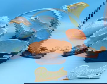 7 HIGH GLAZED ROSEVILLE PCS, 209-12" WINCRAFT