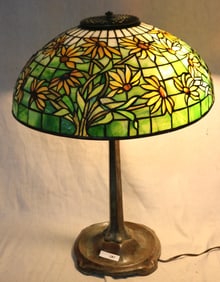 TIFFANY STYLE LEADED LAMP, LATE 20TH C. FLORAL