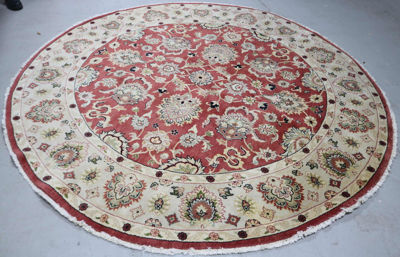 ROUND ORIENTAL RUG, GEOMETRIC FLORAL DESIGN, 8' (1 of 1)