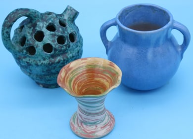 3 PCS. SILVER SPRINGS POTTERY, 5 1/4" HANDLE