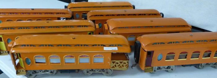 COLLECTION OF PRE WAR STANDARD GAUGE CARS TO