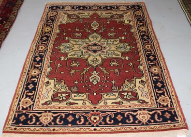 RUG #335, 4' X 6', HERIZ