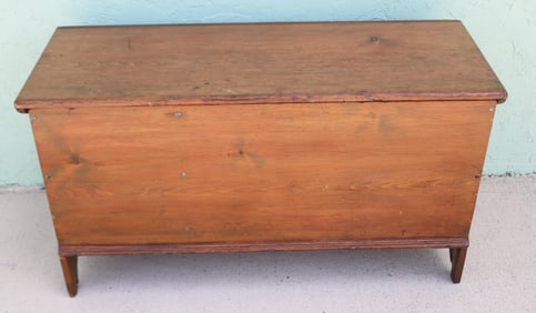 LIFT TOP BLANKET CHEST, PINE, REFINISHED