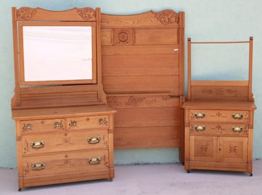 OAK 3 PIECE BEDROOM SET, SPOON + APPLIED