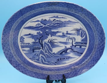 BLUE + WHITE CANTON STYLE PLATTER 2 3/4" H 16" W