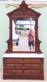 VICTORIAN WALNUT MARBLE TOP CHEST W/MIRROR,