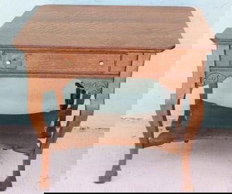 RARE TABLE SEWING MACHINE, QUARTERED OAK, SHAPED