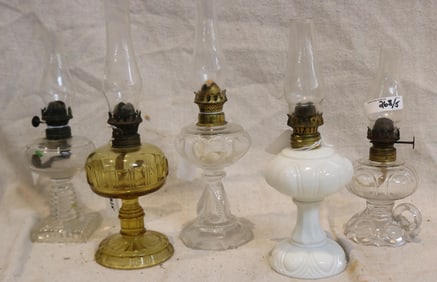 COLLECTION OF 5 MINIATURE OIL LAMPS, VARIOUS