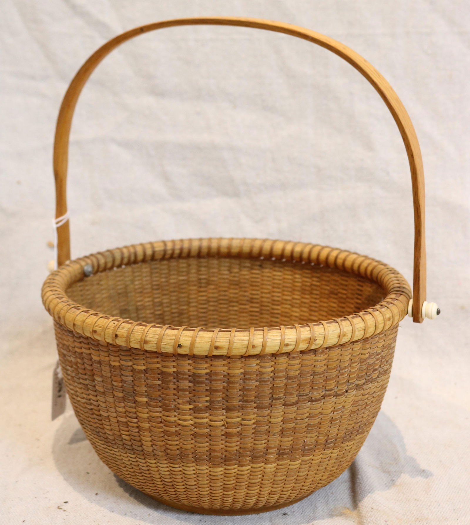 NANTUCKET BASKET, 20TH C. SWING HANDLE, SIGNED (1 of 3)