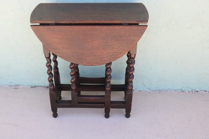 GEORGE III GATE LEG TABLE, OAK, OLD FINISH,