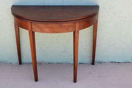 HEPPLEWHITE CARD TABLE, MAHOGANY WITH INLAY,