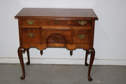 18TH C. QUEEN ANNE HIGHBOY BASE, MAPLE, FAN