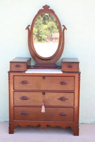VICTORIAN WALNUT 4 DRAWER CHEST, WISHBONE MIRROR,