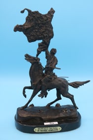 FREDRICK REMINGTON BRONZE FIGURE " BUFFALO