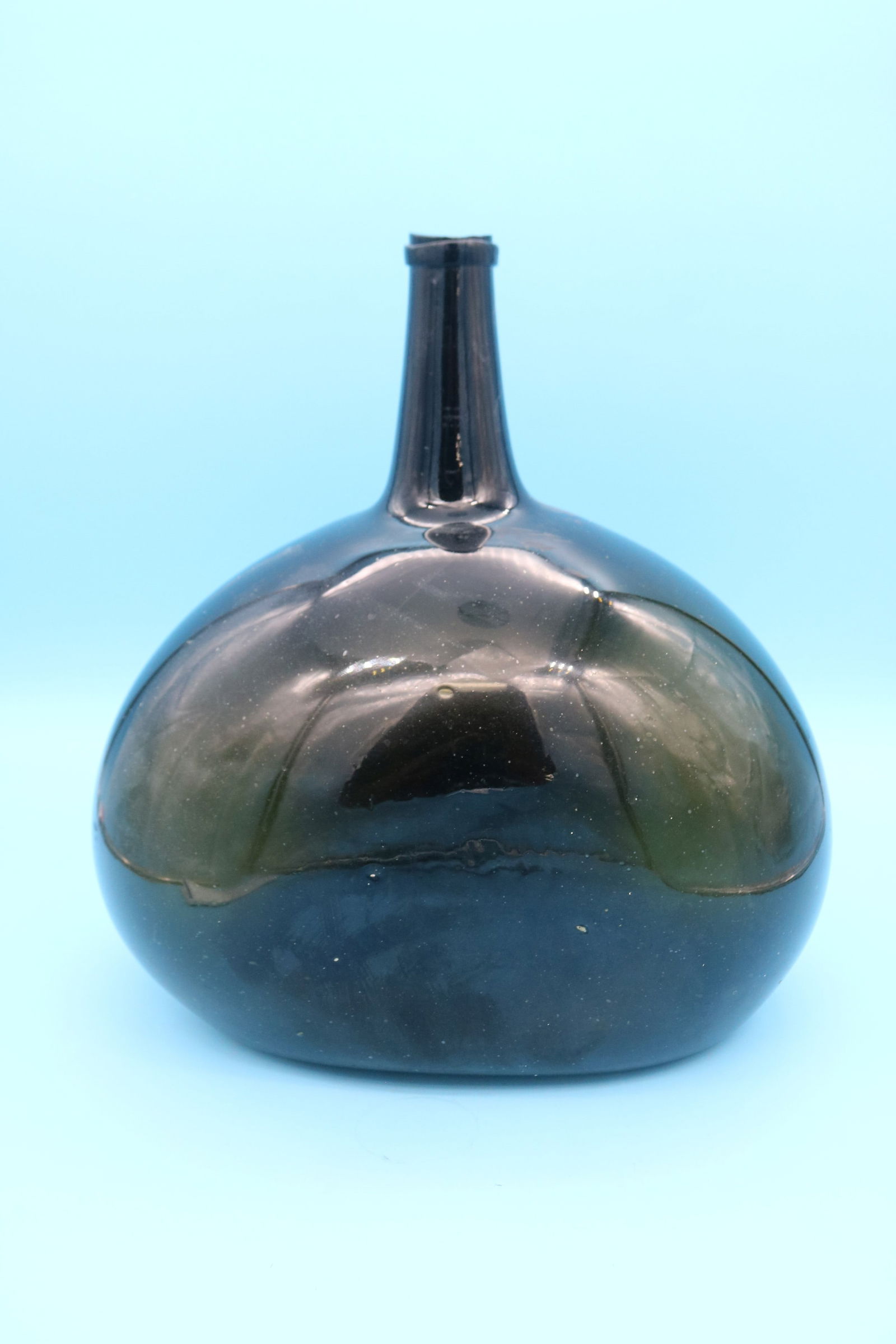 LARGE BLOWN GREEN GLASS DEMI JOHN BOTTLE, LIP (1 of 4)