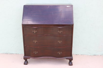 CUSTOM MAHOGANY GOVERNOR WINTHROP DESK, ORIGINAL