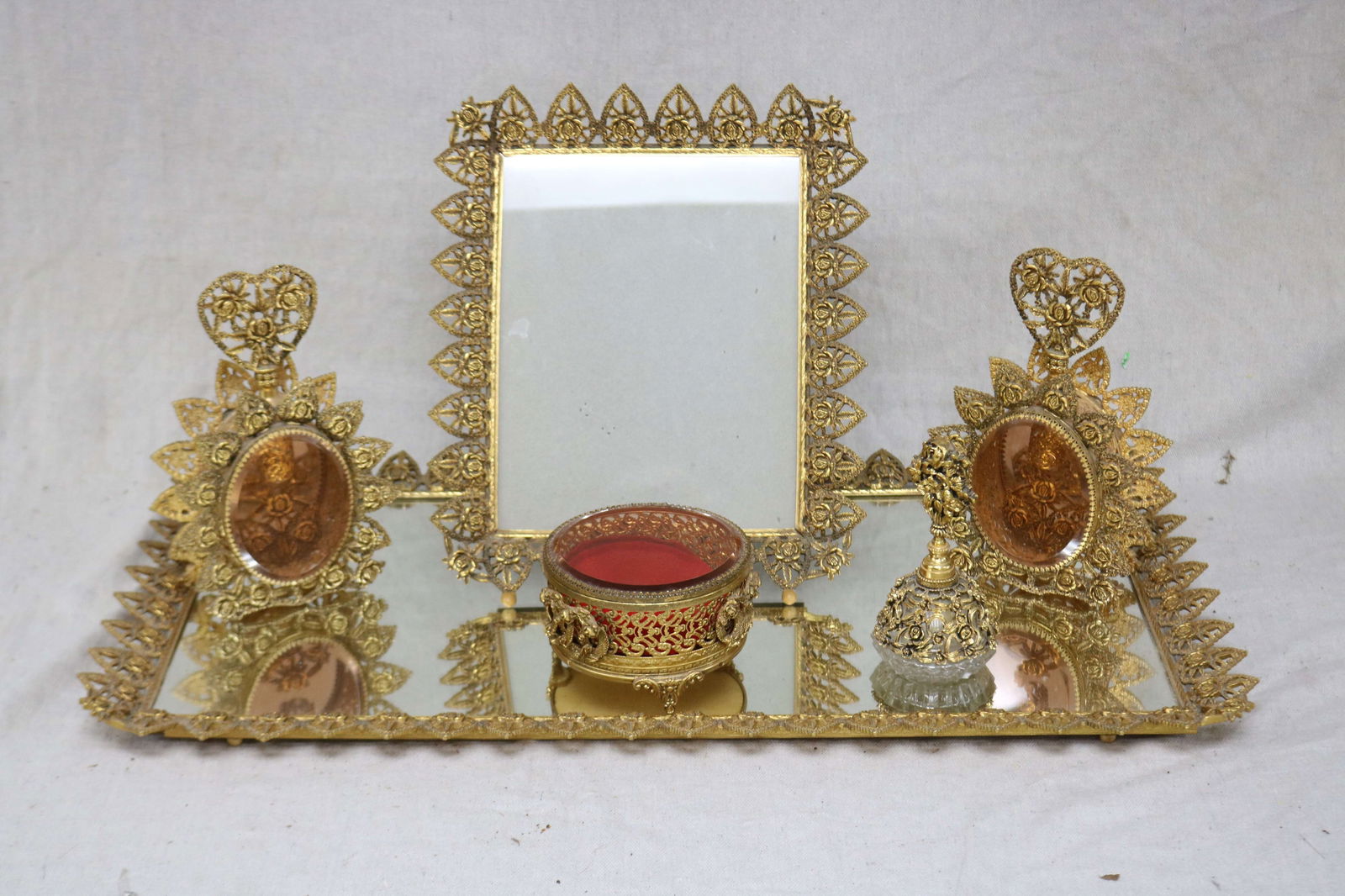 ORNATE 6 PIECE HOLLYWOOD REGENCY VANITY SET, PAIR (1 of 3)