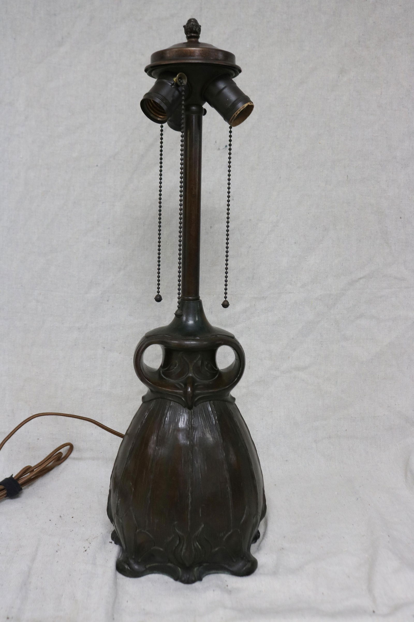OWL FORM LAMP BASE, PATINATED METAL FINISH, FOR (1 of 3)