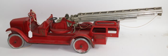 BUDDY L AERIAL TRUCK, ORIGINAL FINISH & DECALS,