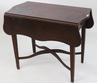 LATE 18TH C. DROP LEAF PEMBROKE TABLE, CHERRY