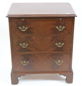 MAHOGANY BACHELOR CHEST, BENCH MADE, PULL OUT