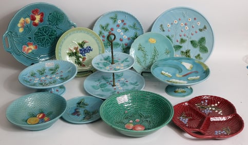 12 PCS. GERMAN MAJOLICA, 20TH C. COMPOTES, TRAYS,