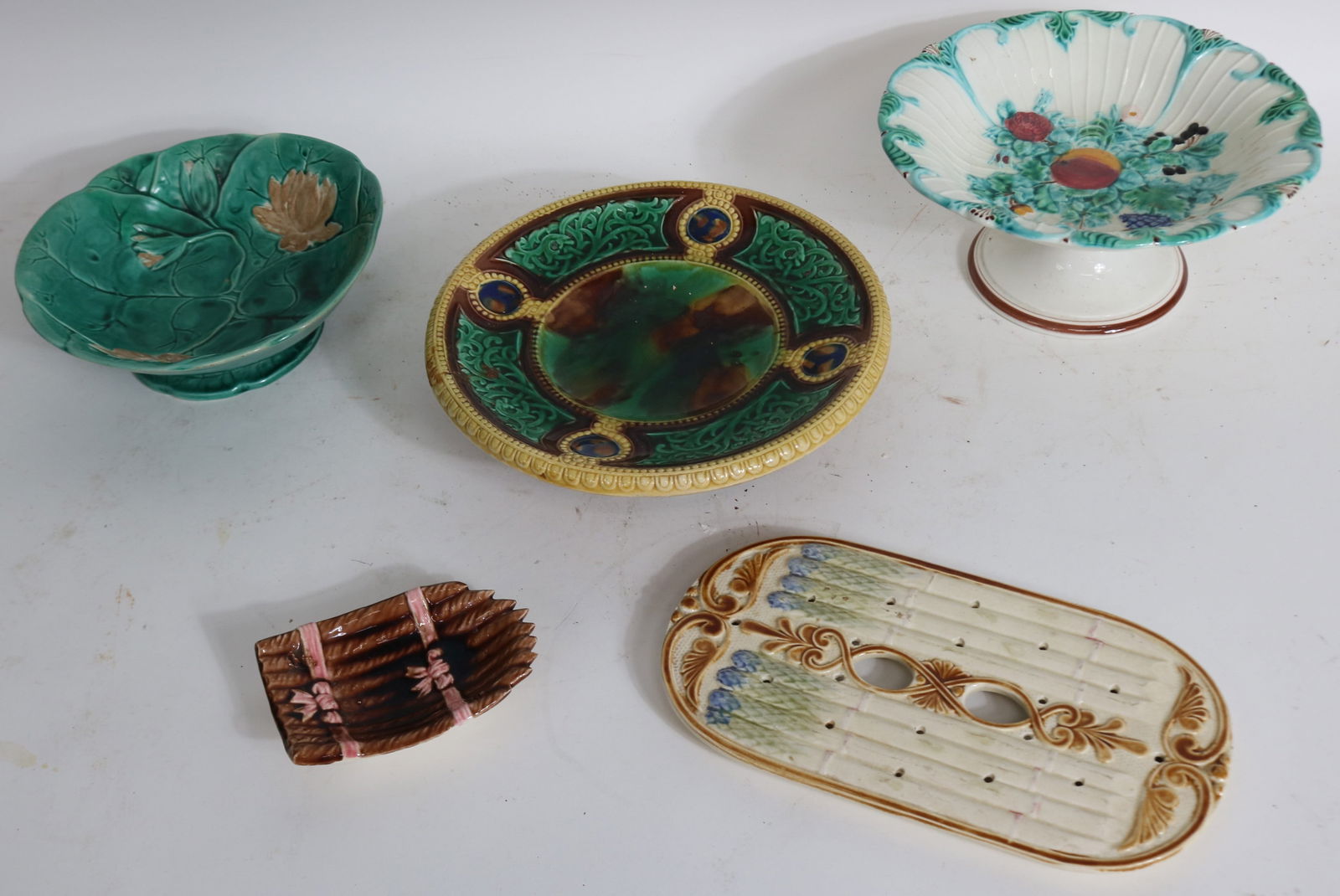 5 PCS. MAJOLICA, 3 FOOTED COMPOTES, ASPARAGUS (1 of 1)