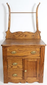 CONTEMPORARY CHILDS WASH STAND, OAK, HAS TOWEL