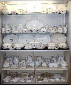131 PCS. TEA LEAF LUSTRE, COFFEE & TEAPOTS,