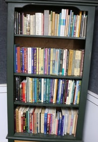 LARGE COLLECTION OF 167 ANTIQUE REFERENCE BOOKS