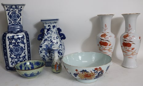 7 PCS. ORIENTAL PORCELAIN, 19TH & 20TH C., 2 TALL