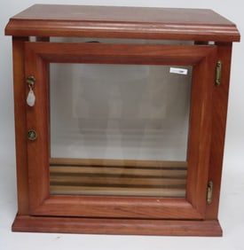 OAK TABLE TOP DISPLAY CASE WITH KEY, NATURAL