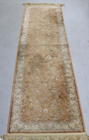 MACHINE MADE RUNNER, TABRIZ DESIGN, 7' 6" X 2'