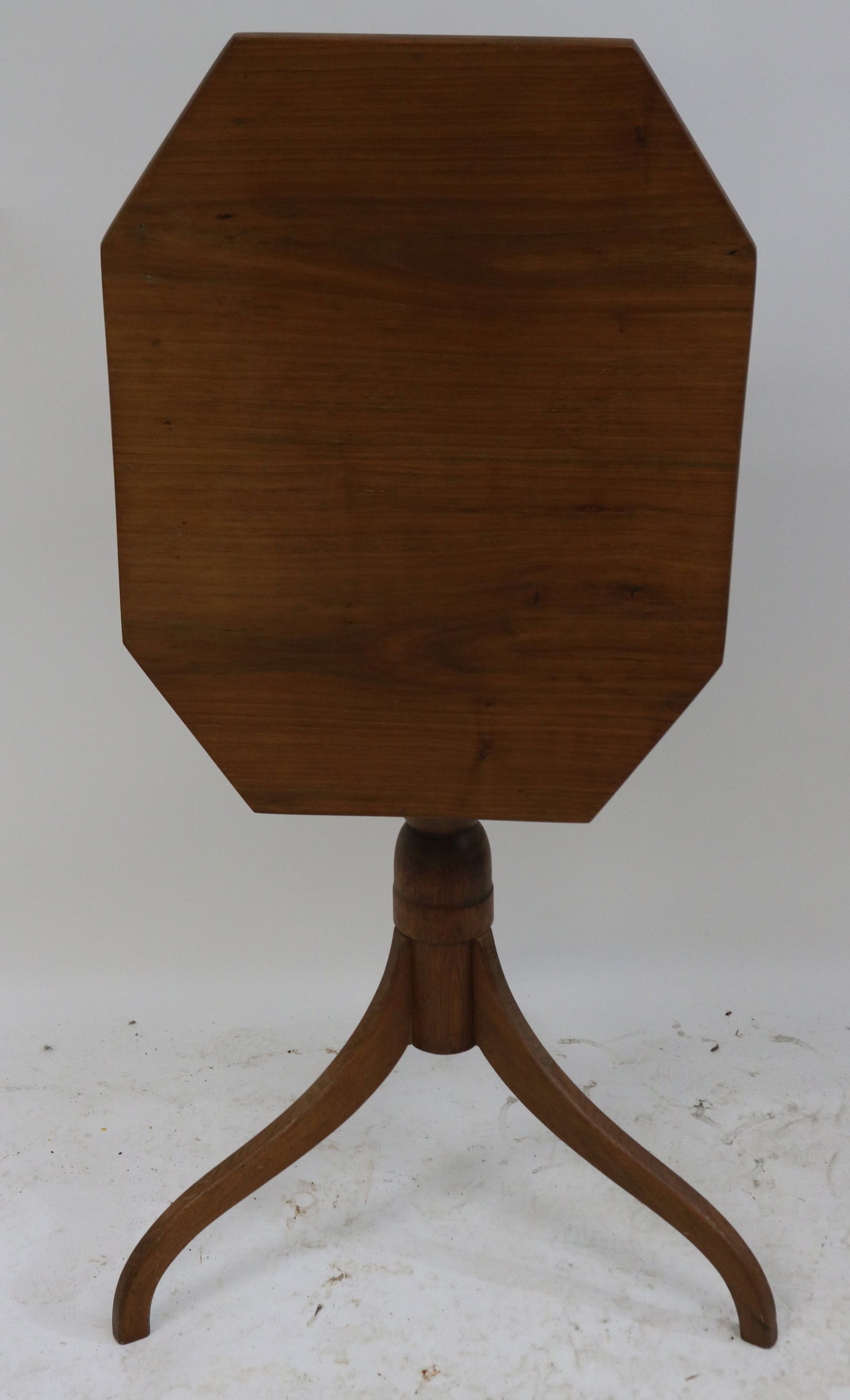 19TH C. SPIDER LEG TIP TOP CANDLE STAND,: OCTAGONAL TOP, CHERRY, MISSING CATCH, OLD NATURAL FINISH, 29 1/2" H, 18 1/2" X 24 1/2" TOP